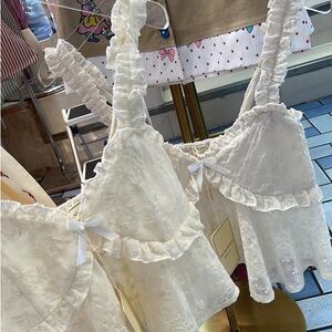 BNWT Lace Ribbon Eyelet Embroidered Crop Top in Cream